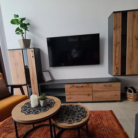 Apartman Orange ブゴイノ エクステリア 写真