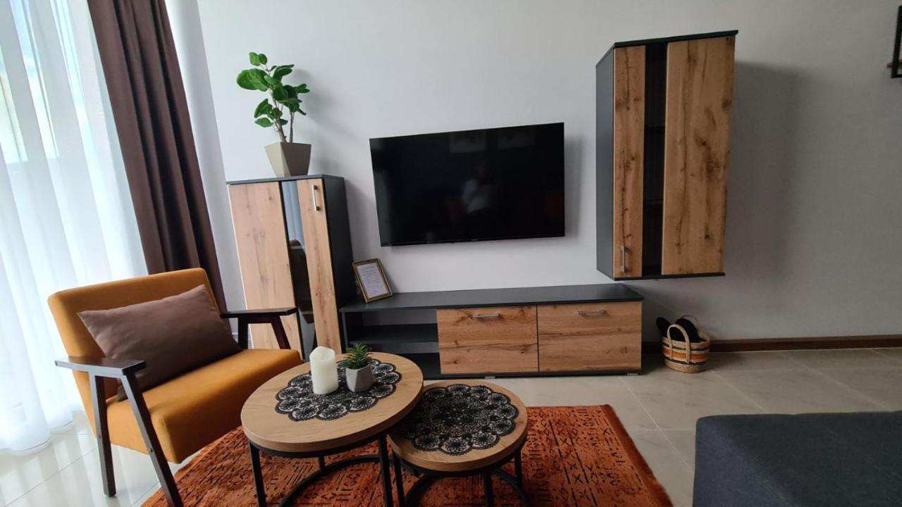 Apartman Orange ブゴイノ エクステリア 写真