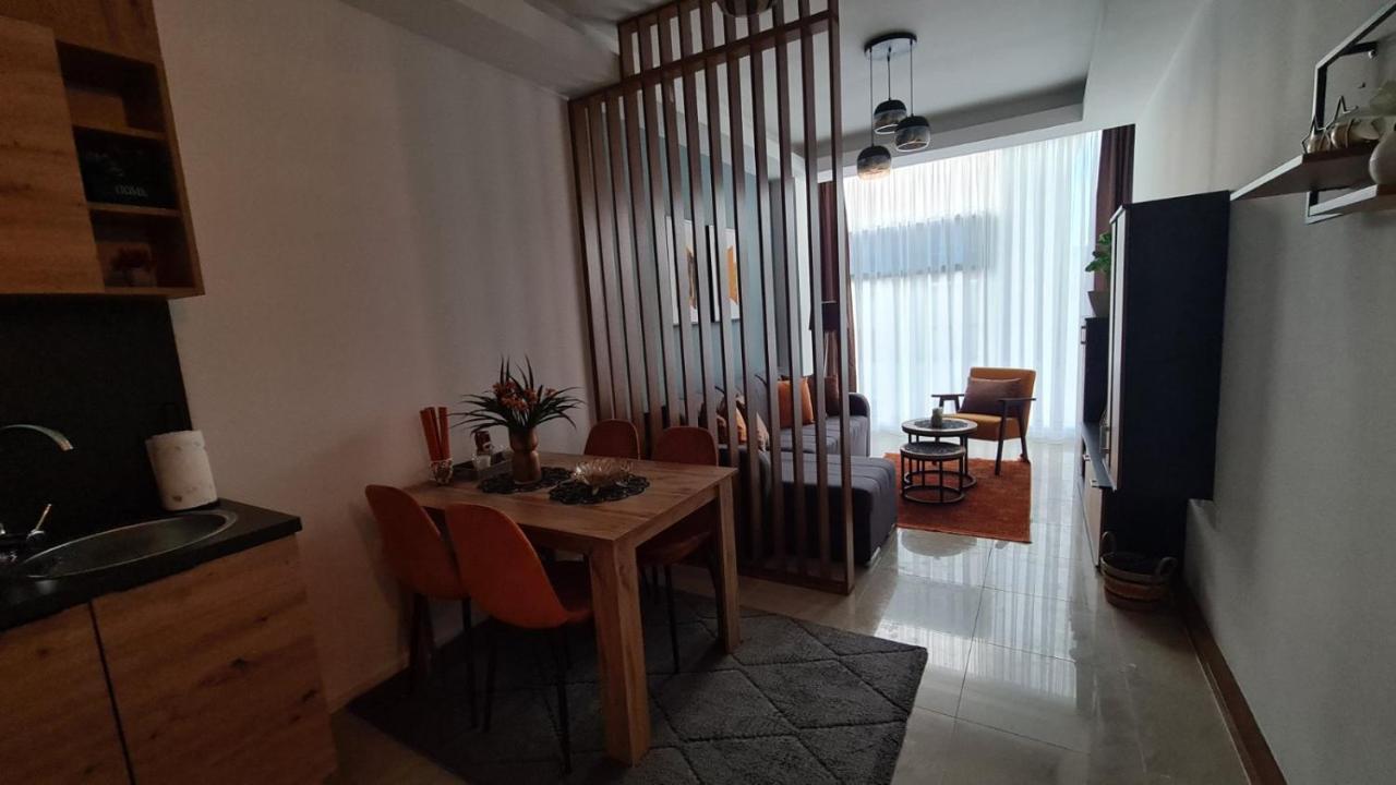 Apartman Orange ブゴイノ エクステリア 写真